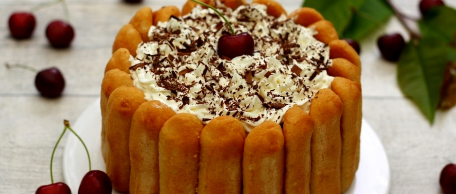 recette charlotte chocolat cerises chantilly