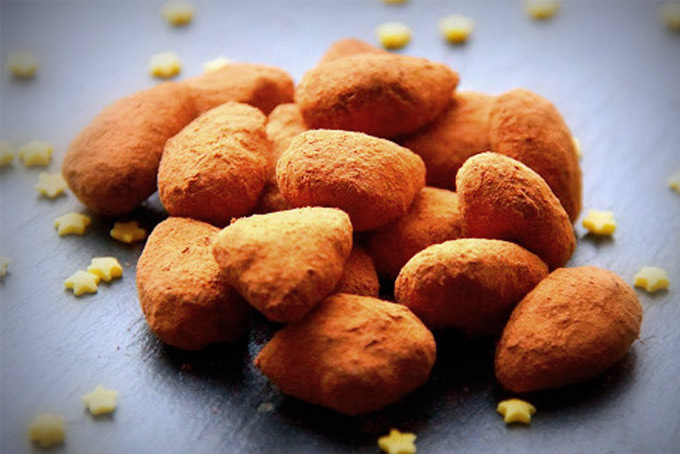 Recette d'amandes enrobées au caramel et chocolat noir