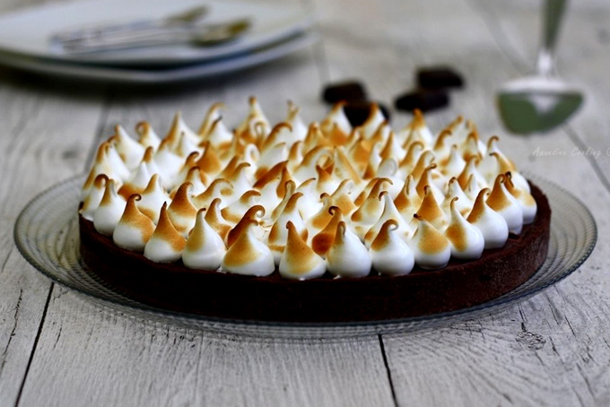 Recette de tarte au chocolat meringuee