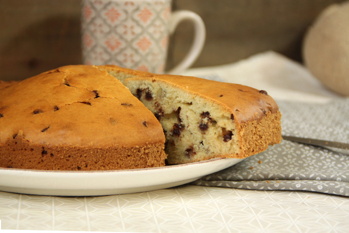 Recette de moelleux à crème fraîche et aux pépites de chocolat au lait