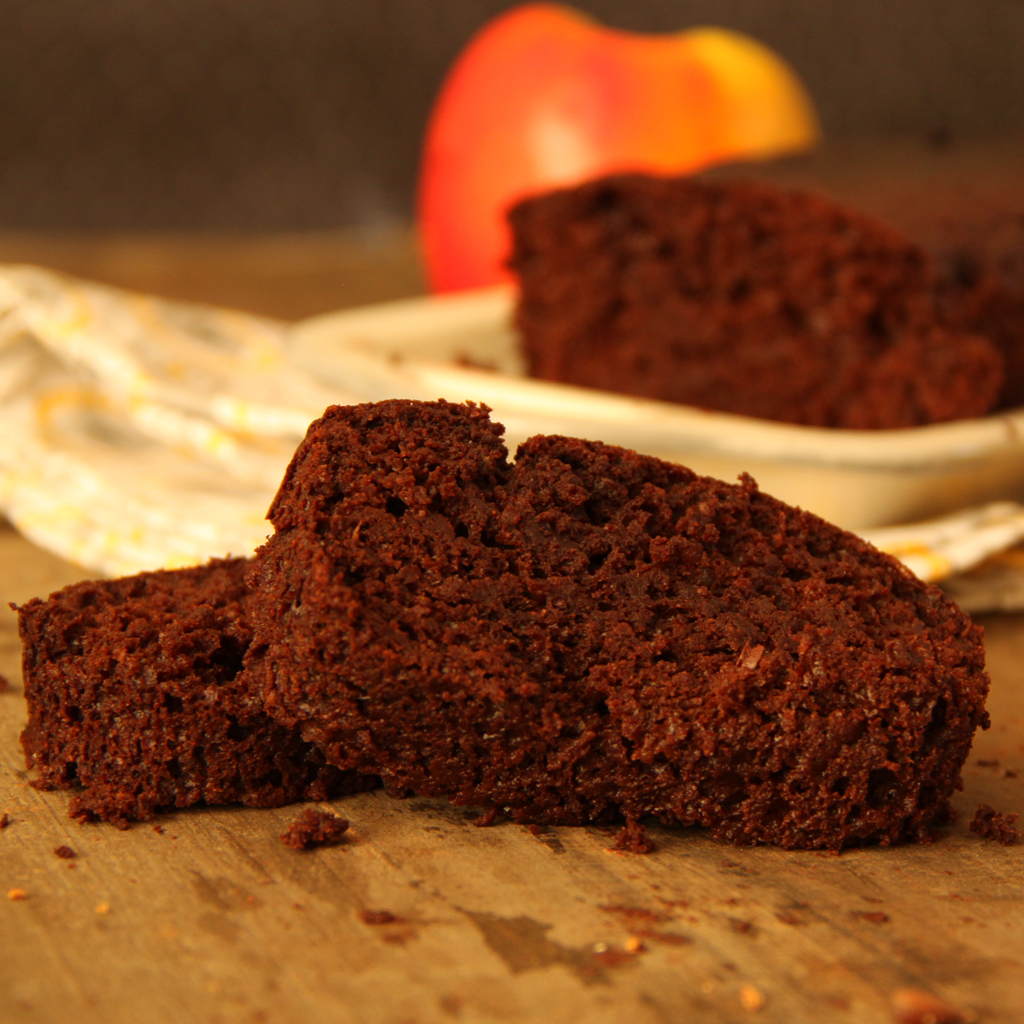 Recette de Cake Moelleux au Chocolat sans beurre