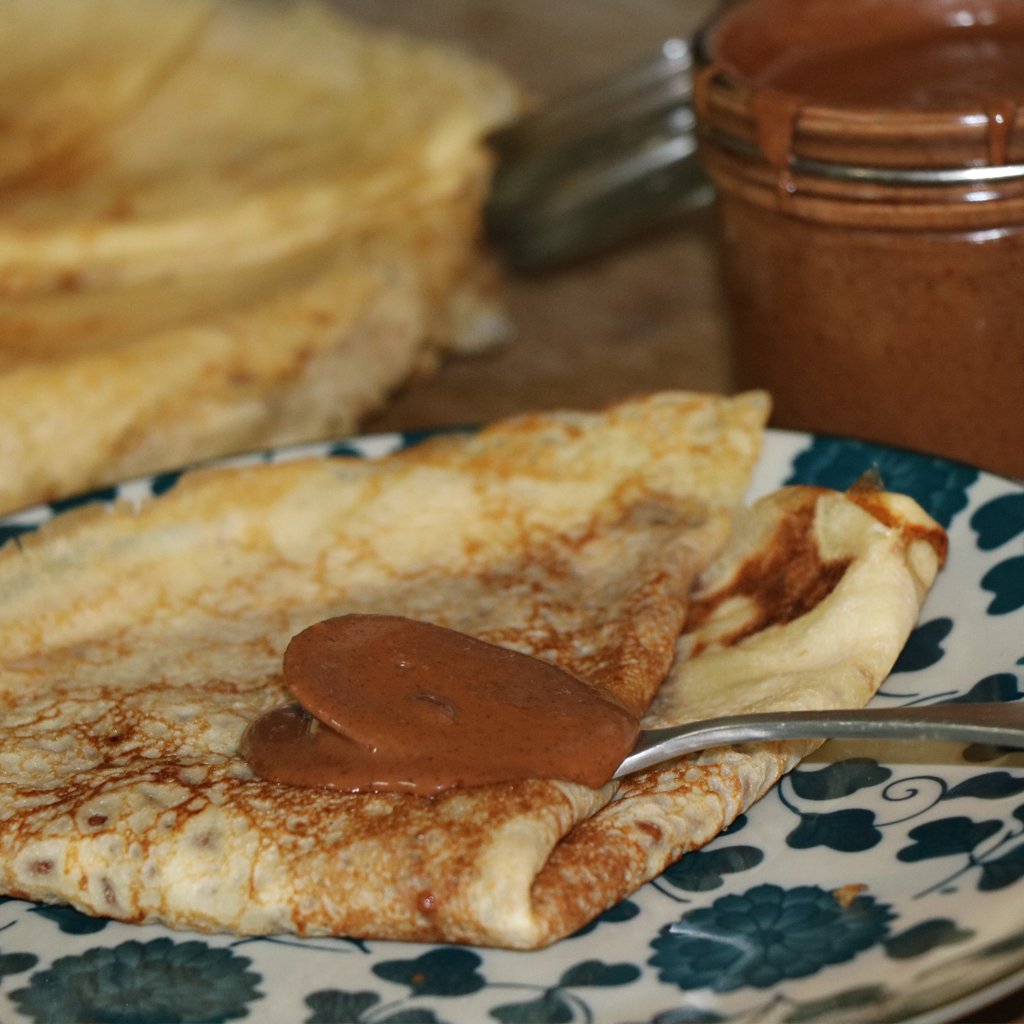 Recette de Crêpes & Pâte à Tartiner Chocolat au Lait & Noisettes