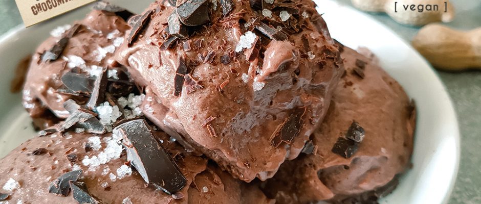 sorbet glace vegan cacao cacahuetes fleur sel