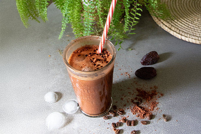 Recette de chocolat café glacé aux dattes