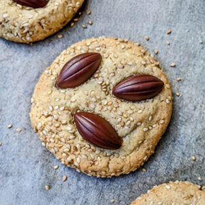 Recette de cookies au chocolat noir, sésame et miso